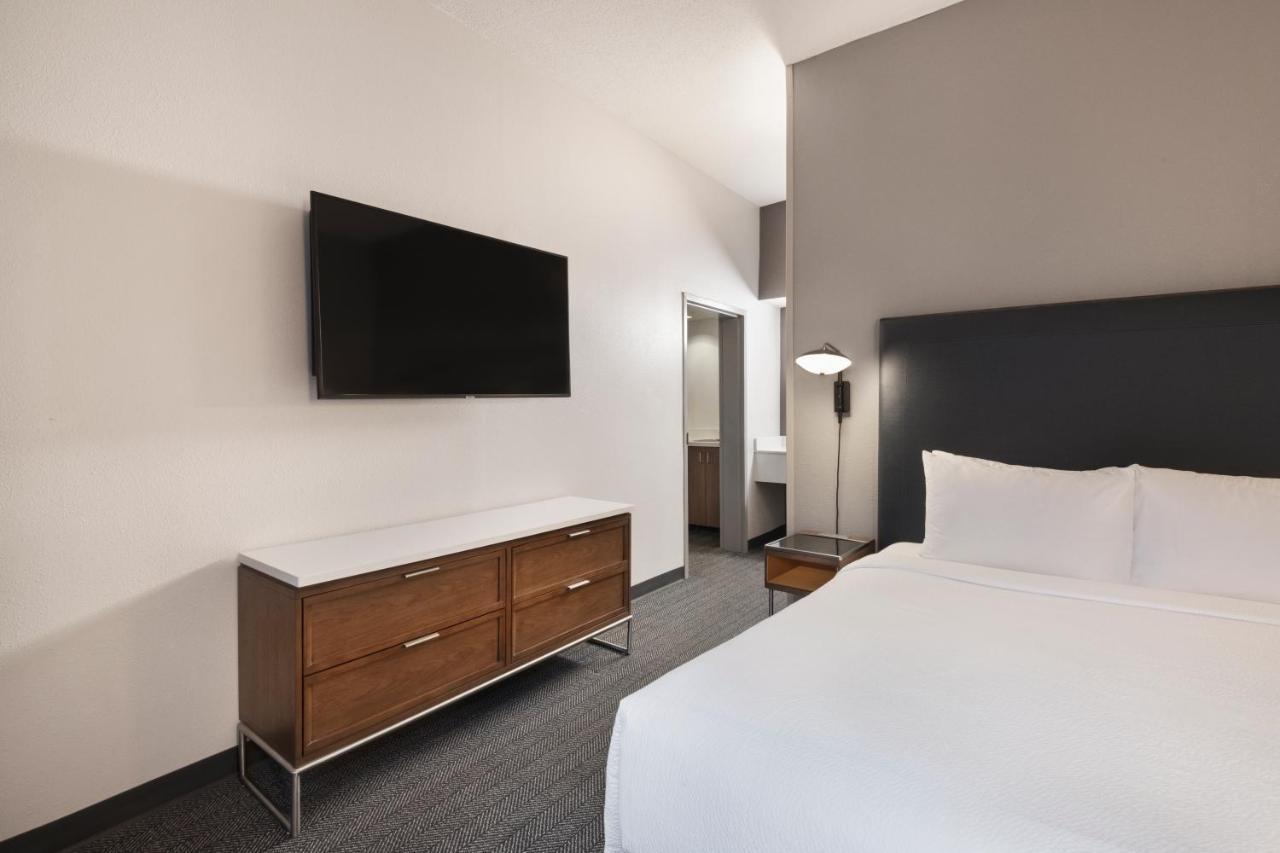 Hotel Courtyard By Marriott Burlington Zewnętrze zdjęcie