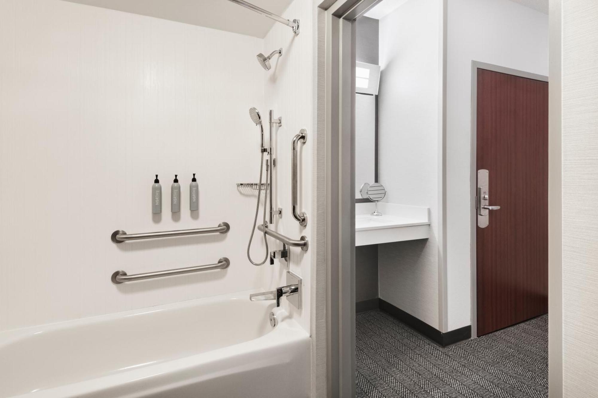 Hotel Courtyard By Marriott Burlington Zewnętrze zdjęcie