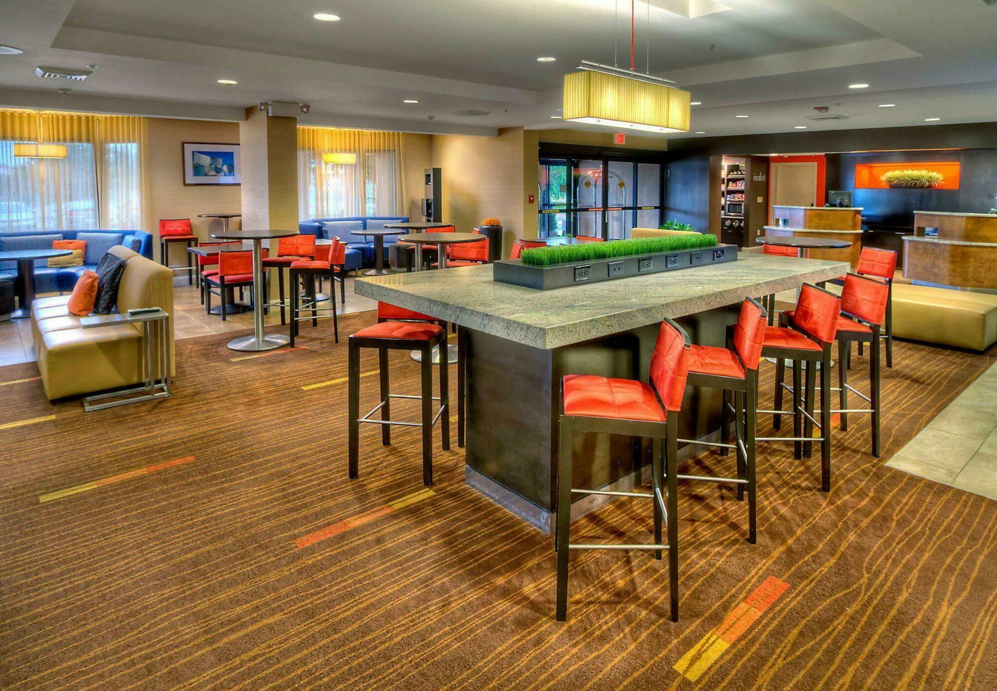 Hotel Courtyard By Marriott Burlington Zewnętrze zdjęcie